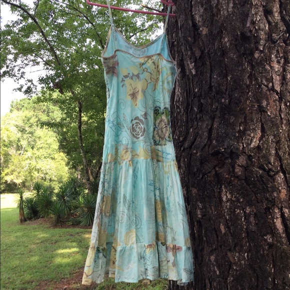 drop waist spaghetti strap dress; size Medium - Picture 2 of 2